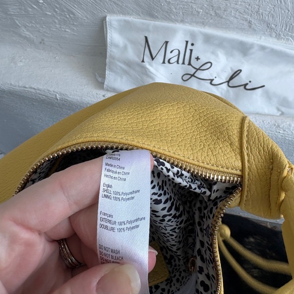 New Anthropologie Mali + lili convertible sling bag yellow faux leather - Picture 3 of 8
